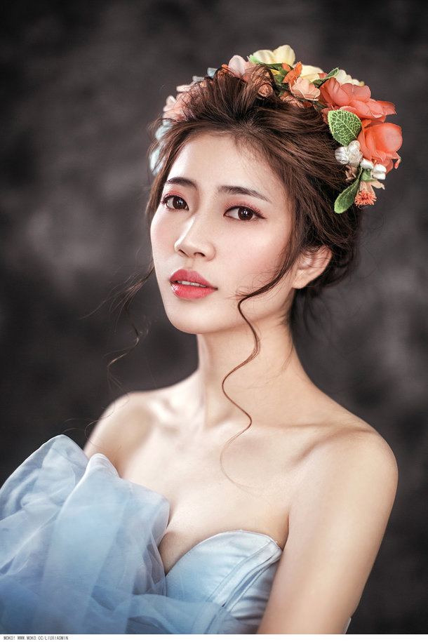 化妆师未来就业好不好?(图1) 化妆师未来就业好不好?(图1)